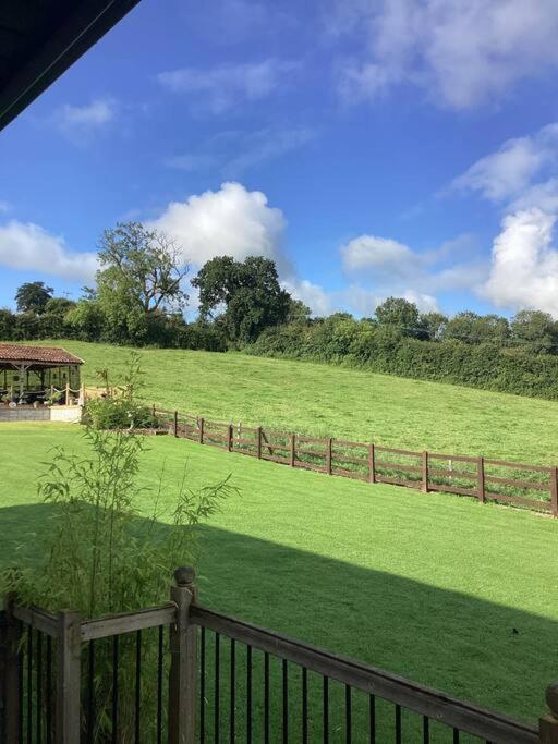 페링턴거니 Mendip Edge Retreat 빌라 외부 사진